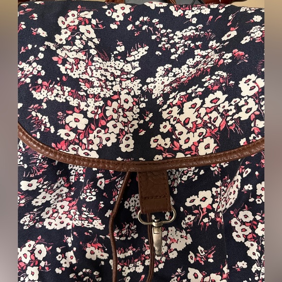 Aeropostale backpack - Picture 2 of 6